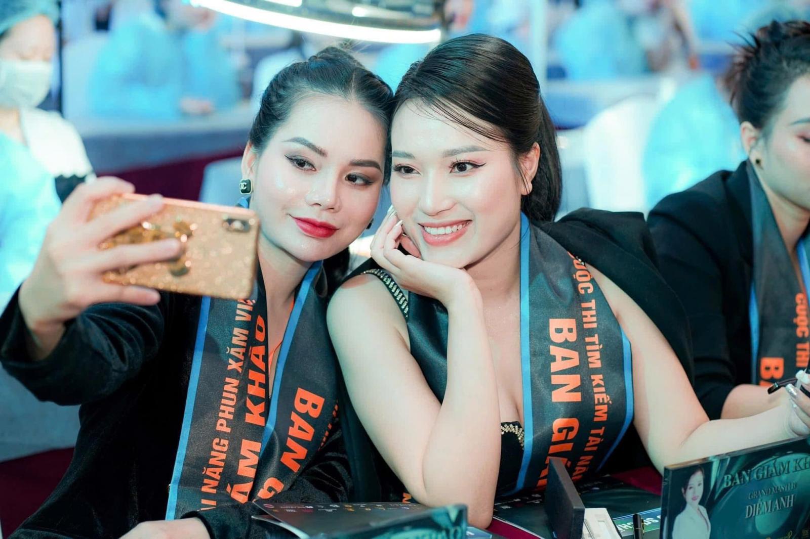 dao tao hoc nghe phun xam diem anh